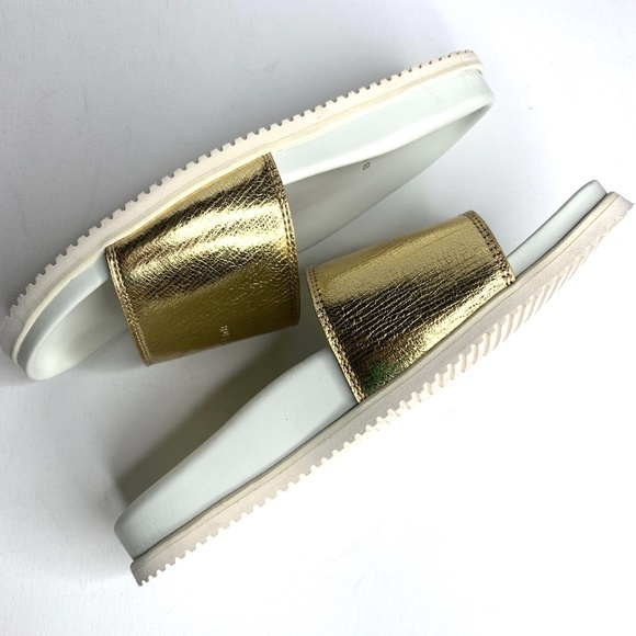 Buscemi Women's Metallic Gold Leather Slide Sandal - Picture 4 of 7